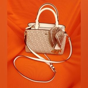 ✨NEW✨ NWT DKNY Paige Medium Monogram Crossbody Satchel with Scarf Ivory